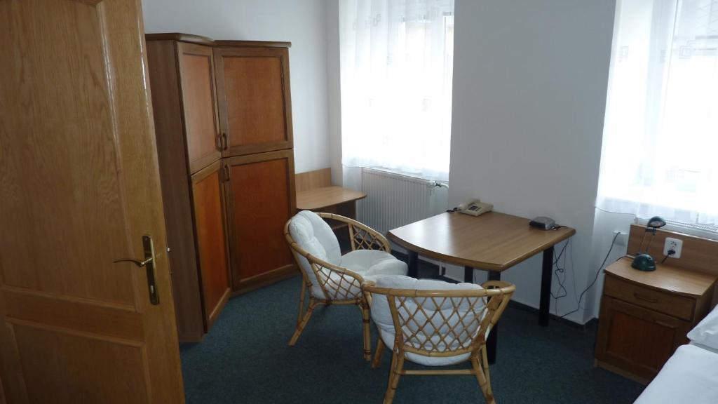 Hotel Tht Polička Екстериор снимка