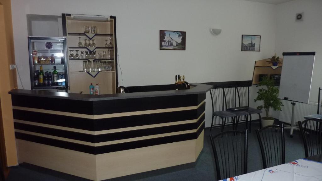 Hotel Tht Polička Екстериор снимка