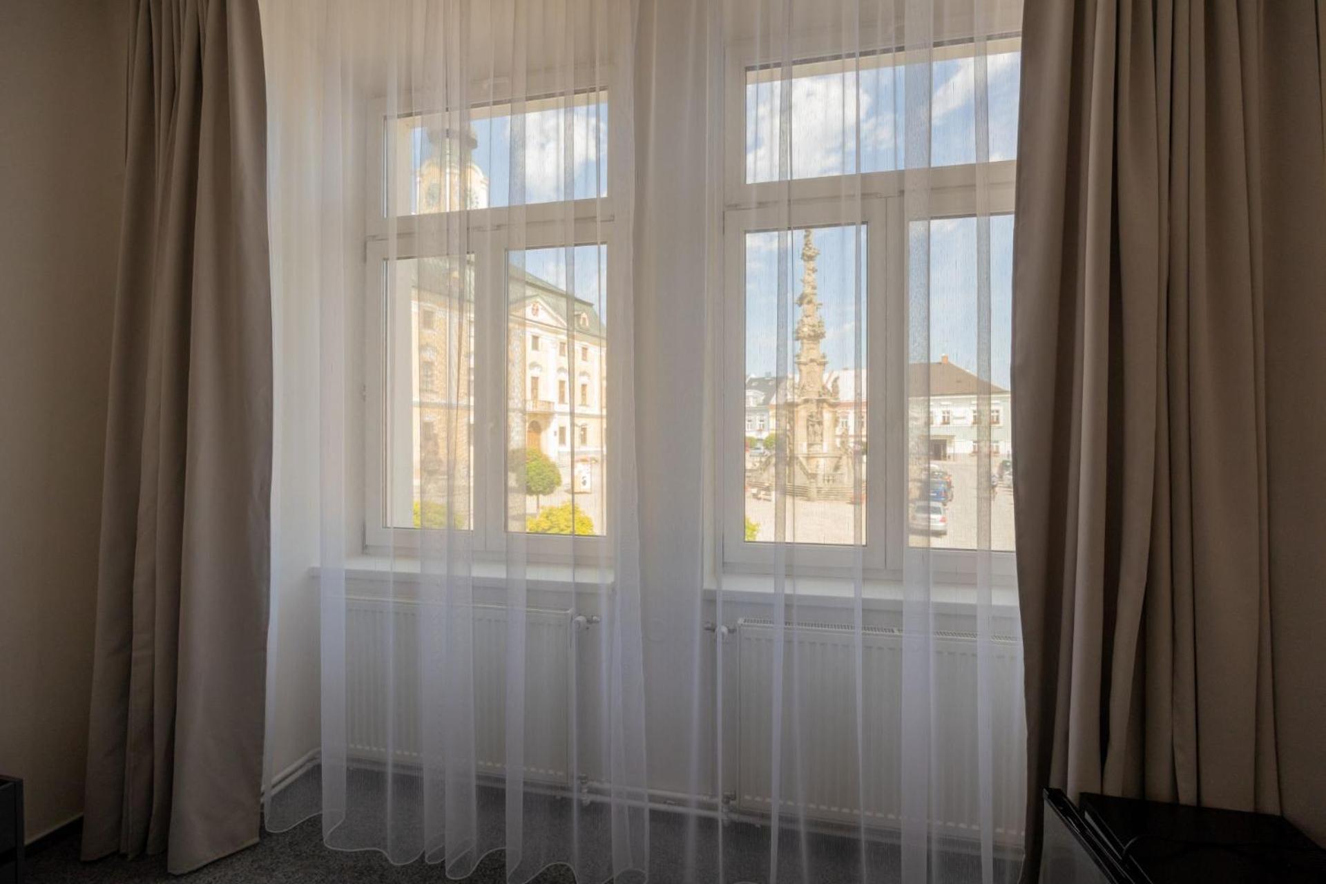 Hotel Tht Polička Екстериор снимка