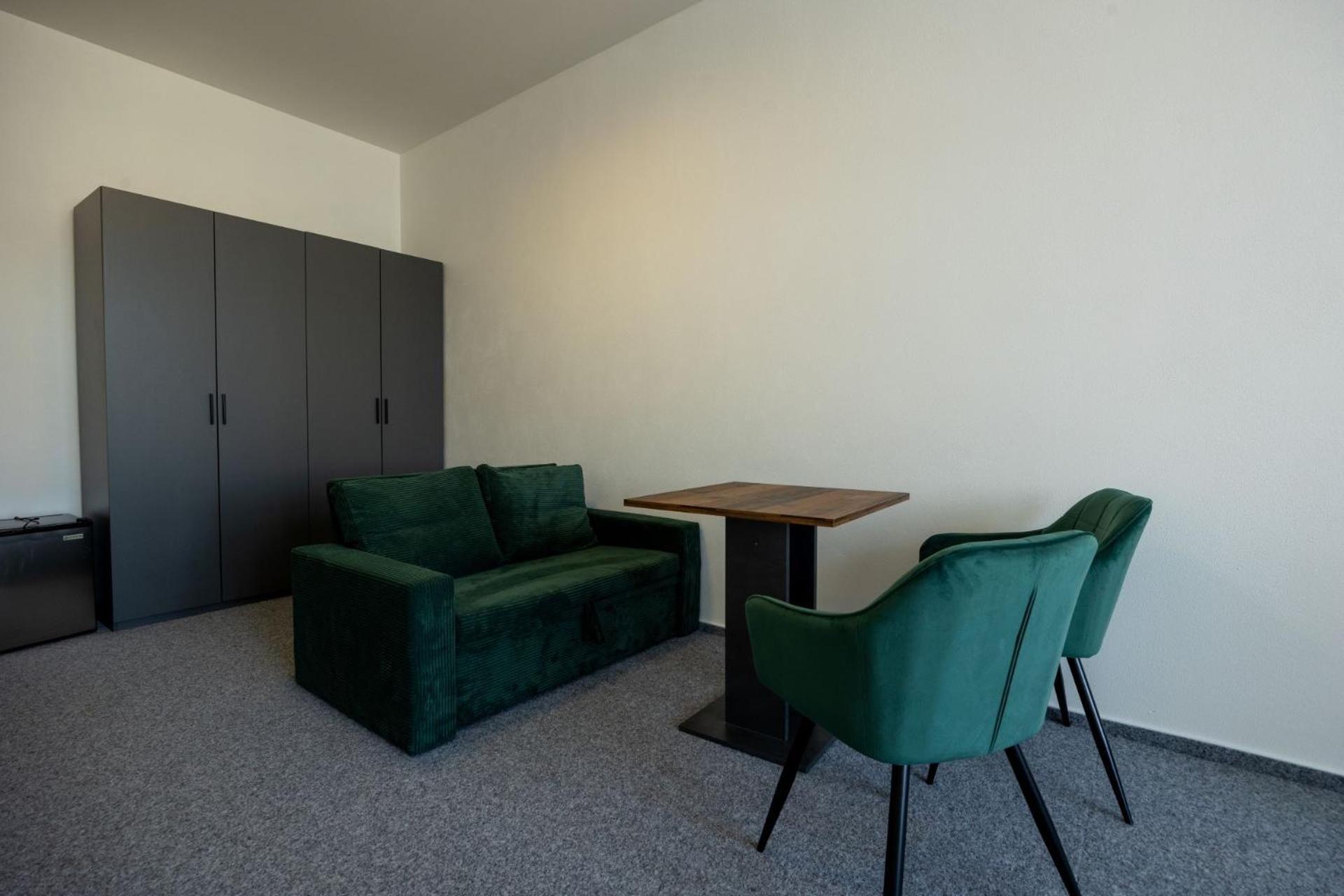 Hotel Tht Polička Екстериор снимка